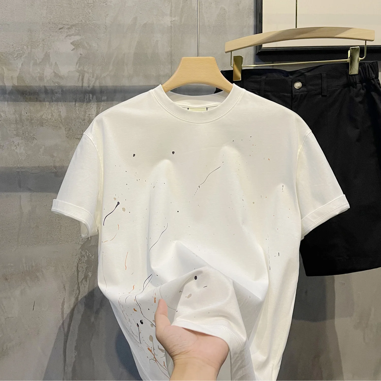 

2025 Summer New Printed Round Neck Short-sleeved Men's Retro Versatile Casual T-shirt