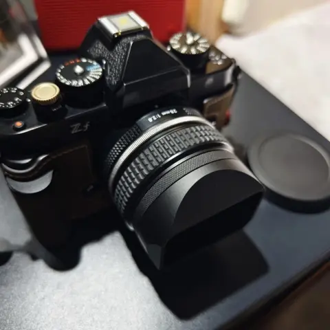 Para Nikkor Z 28mm F2.8/Z 40mm F2.8 parasol de lente de cámara parasol de lente atornillable de Metal reemplaza accesorios de fotografía