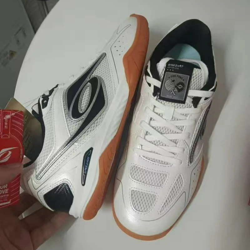 

2025 New Table Tennis Shoes For Unisex Comfortable Indoor Court Shoes Designer Badminton Training Mens Womens Sport Sneakers