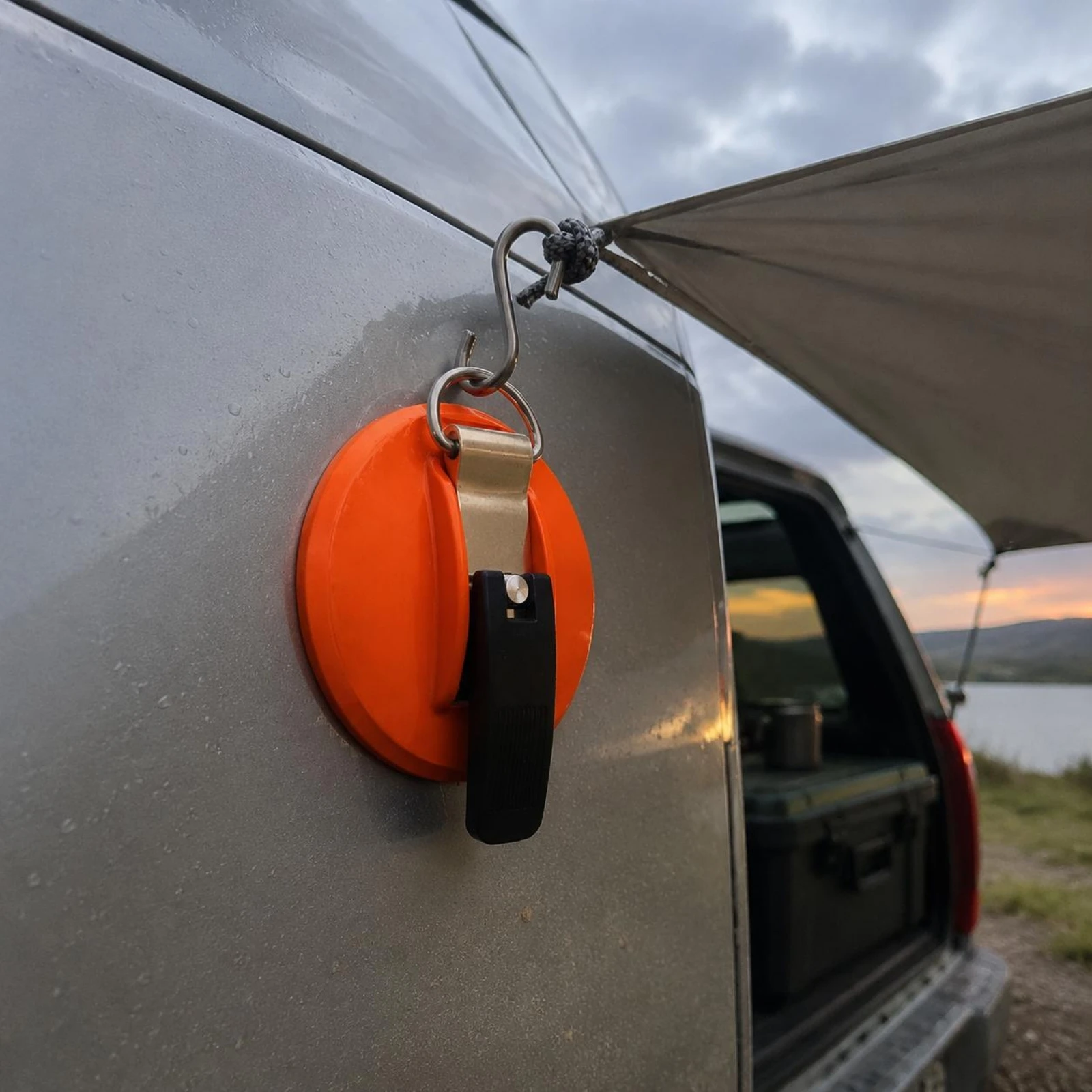 Locking Suction Hook Reusable Suction Cup Hook for Outdoor Use