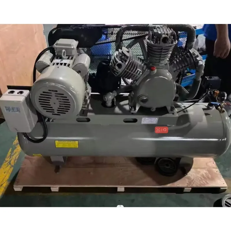 YG Hot Sale 7.5KW/10HP Electric Air Compressor CNMC-0.9/8 for Polyurethane and Polyurea Spray Foam Machine