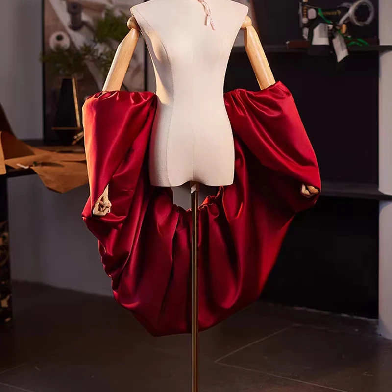 فستان الزفاف فقاعة الساتان عباءة منتفخة الأكمام التفاف بوليرو الزفاف حفلة موسيقية فستان شال أكمام اليد أداء التفاف الذراع أدفأ DIY بها بنفسك