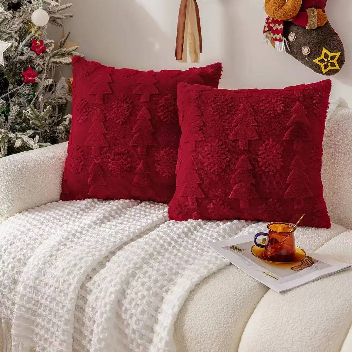 

Soft Plush Snow Trees Pillowcase for Christmas Home Office Decorations Cute Festive Red Cushion Cover Kids Adult Bedroom Decors