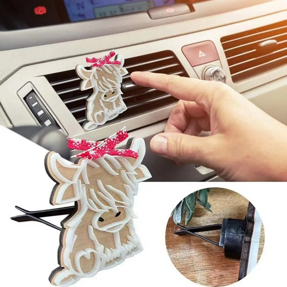 Car Scent Diffuser Highland Cow Car Vent Clip Air Freshener Cute Wooden Decorative Fragrance for Home Car Funny for Decoration