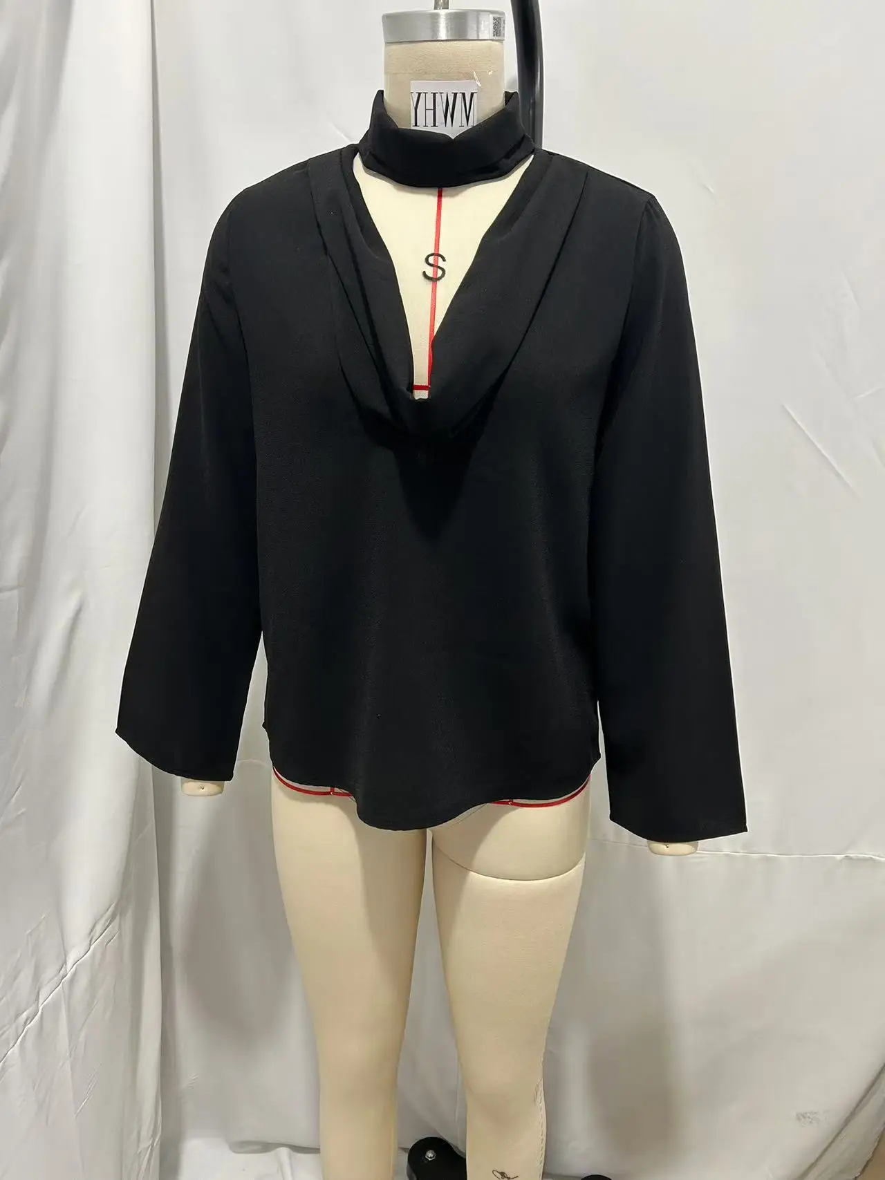 TRAFZA Chic noir Sexy romantique évider Blouse mode 2025 printemps licou luxueux élégant décontracté conçu Chic femmes chemises