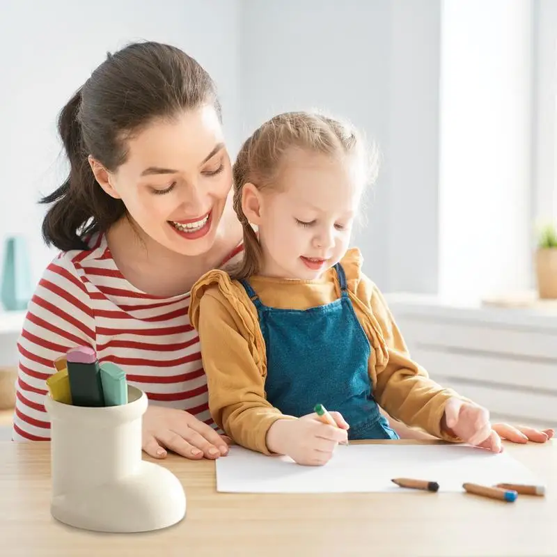 منظم قلم على شكل حذاء للمكتب ، تخزين قلم رصاص متعدد الوظائف ، حامل فرشاة مكياج ، رف قرطاسية كرتوني