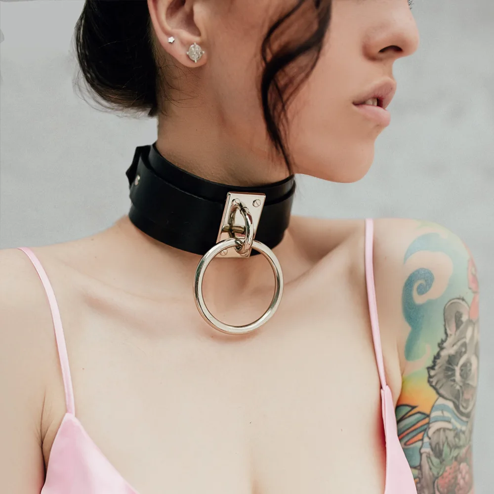 Collar de Bondage de cuero para mujer, Gargantilla Sexy, Collar de esclavo caliente Bdsm, cinturón de cuello erótico, puño de 18 pulgadas, adorno de juego fetiche