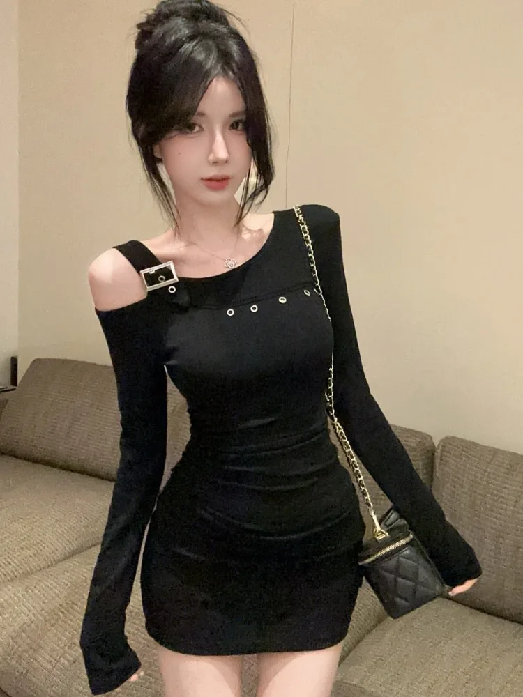 

Fashionable Pure Color Hong Kong Style Sexy Design Tight Fit Wrap around Elastic Single Shoulder Baring Sexy Stylish Dress Women