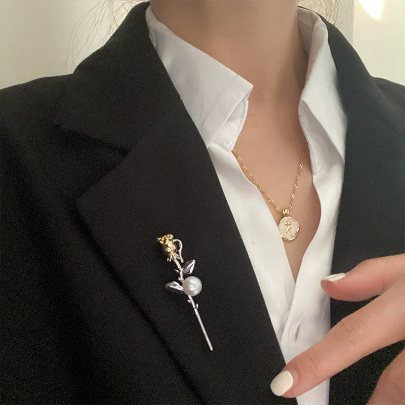 Французское-ретро-золотого-цвета-розовое-ожерелье-модный-металлический-круг-кулон-цепочка-на-ключицы-изысканное-ожерелье-для-женщин-элегантные-ювелирные-изделия