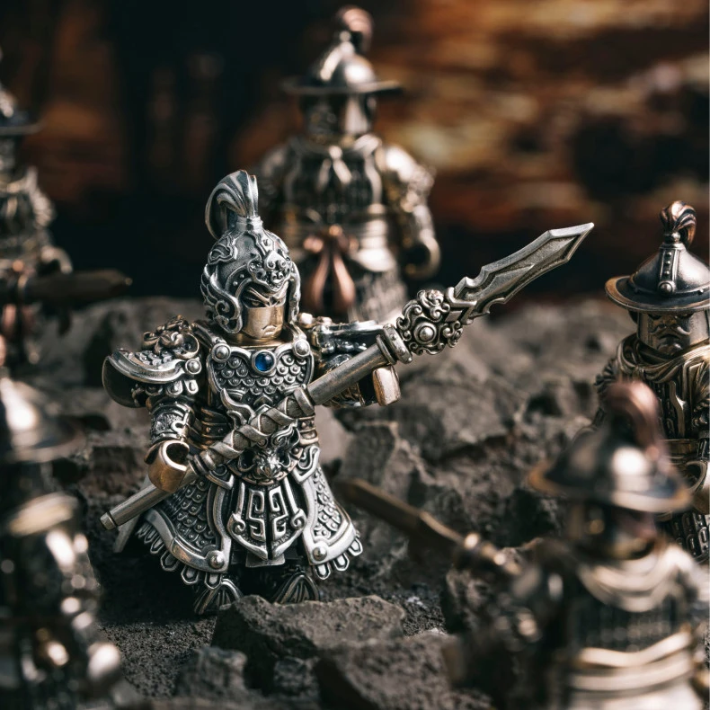 Vintage Oriental Three Kingdoms Desktop Ornament, Zhao Yun Warrior-Themed Decor with Full Set of Armor, Ancient Chinese Figurine