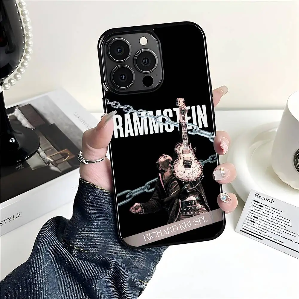 Funda para Teléfono de la Banda de Rock 94S R-Rammstein para iPhone 17 Air 16 15 14 Pro Max Plus 13 12 11, Carcasa Rígida de PC con Parche Negro
