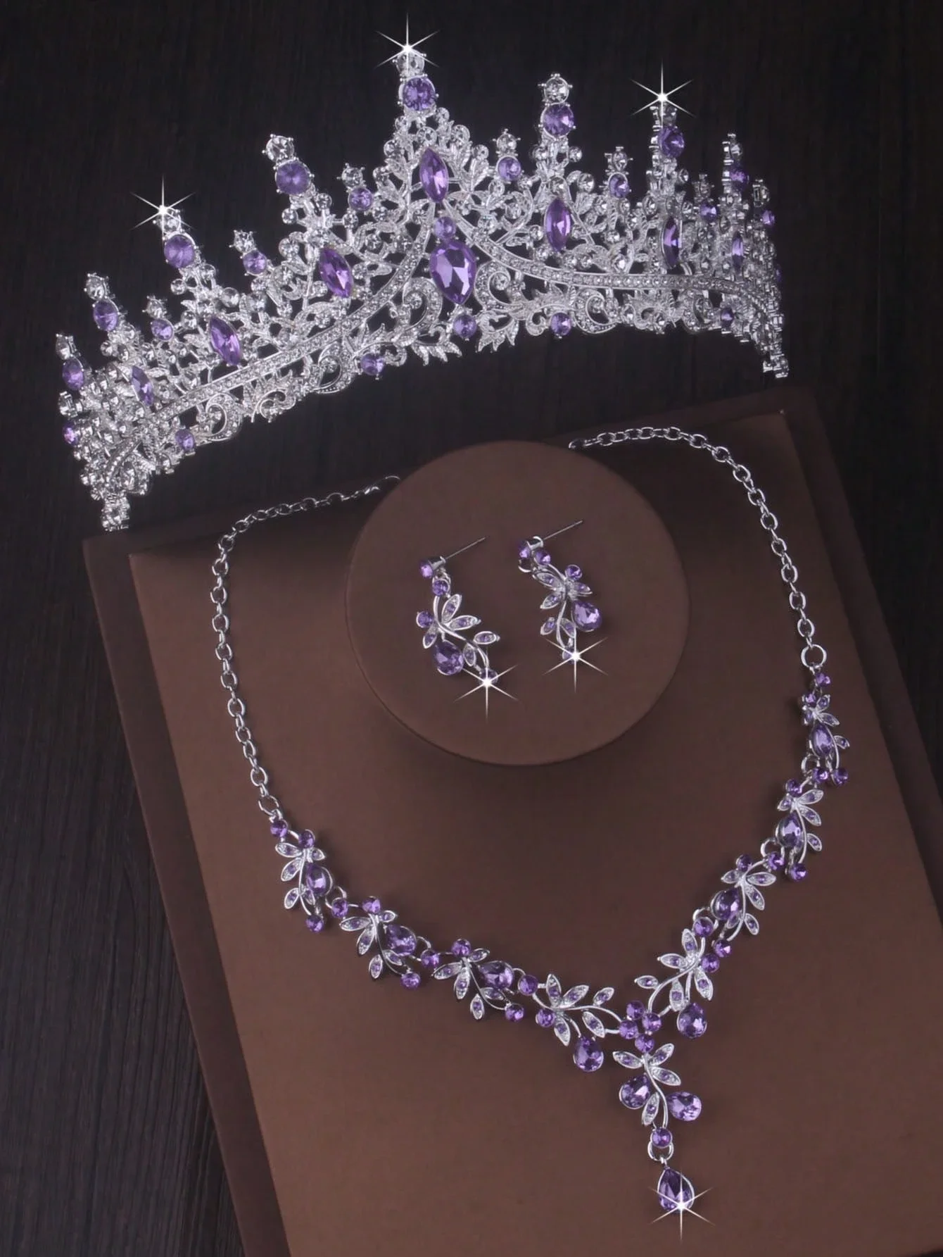Accessoires de robe de mariée haut de gamme, accessoires de mariée, collier et boucles d'oreilles couronne violette pour mariage, accessoires de robe de mariée
