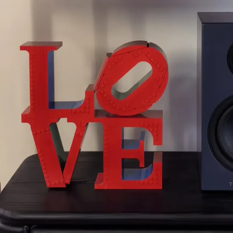 New 791PCS Love Sculpture Art Craft Building Block Set Creative Construction Toys Ideal Valentines Gifts for Girls Bedroom Decor