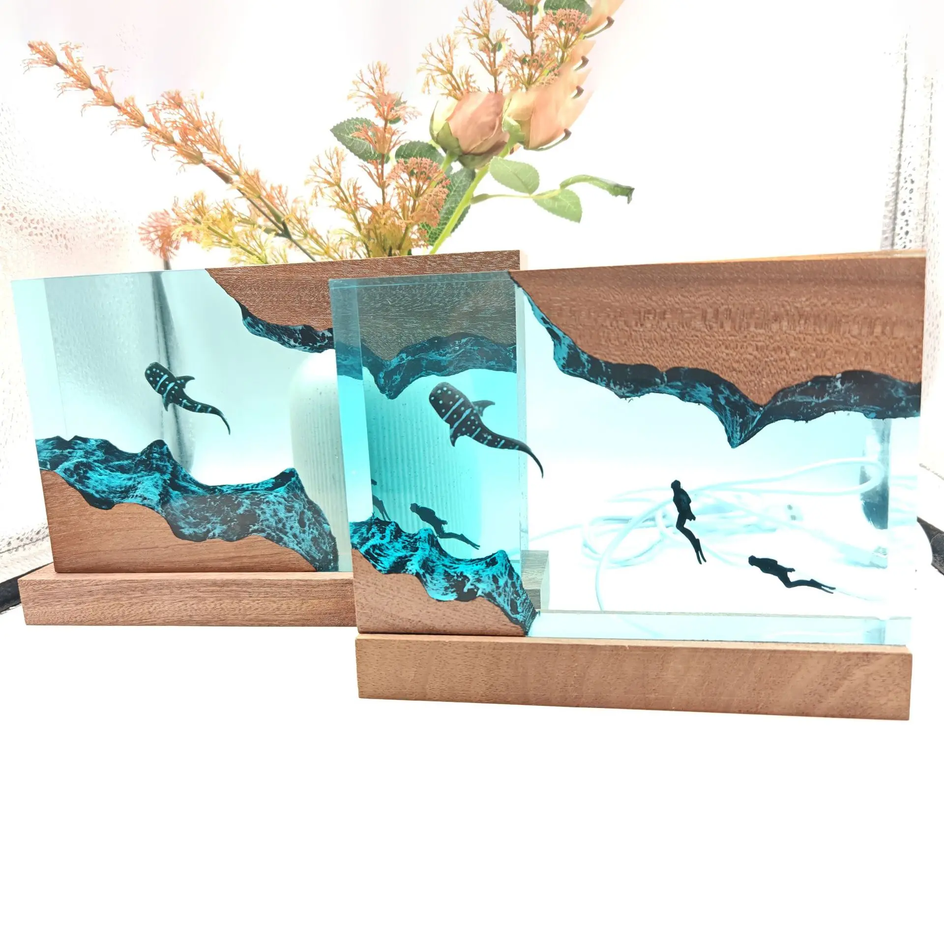 ZZ 2026 Whale Shark And Diver Epoxy Resin Lamp Adventure Scene Night Light Personalized Home Decoration Christmas Gift