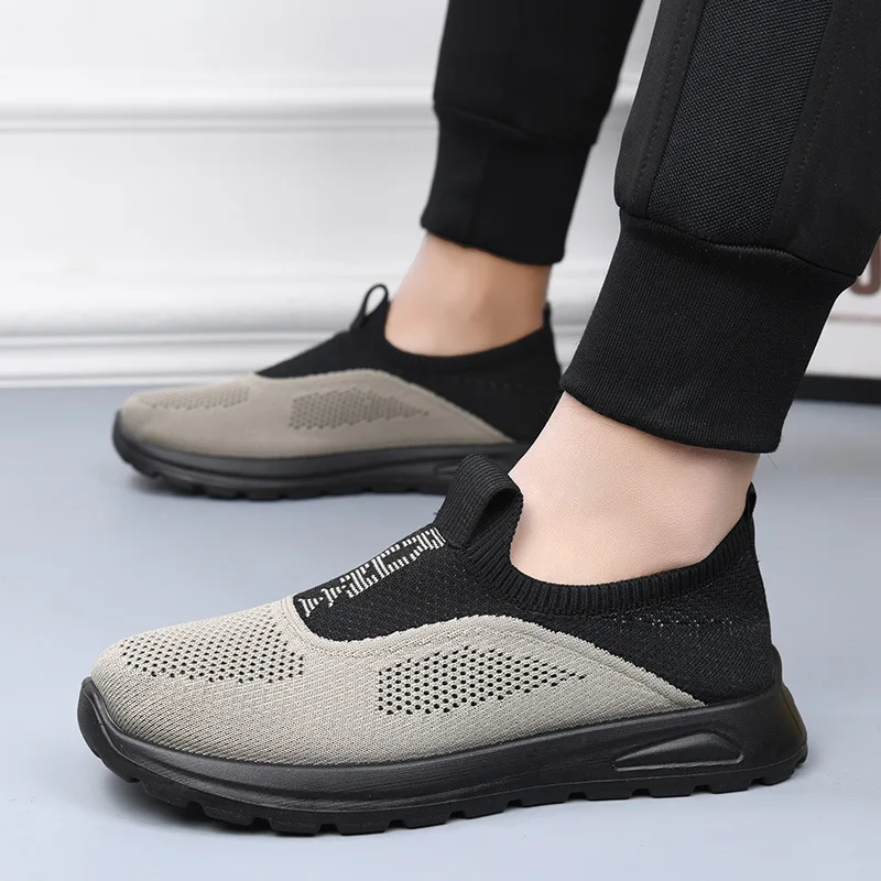 Herren Slip-On Sneaker aus gewebtem Material, atmungsaktives Mesh, rutschfest, leicht, für Outdoor-Aktivitäten und Freizeit, ideal zum Spazierengehen. – Detail 5