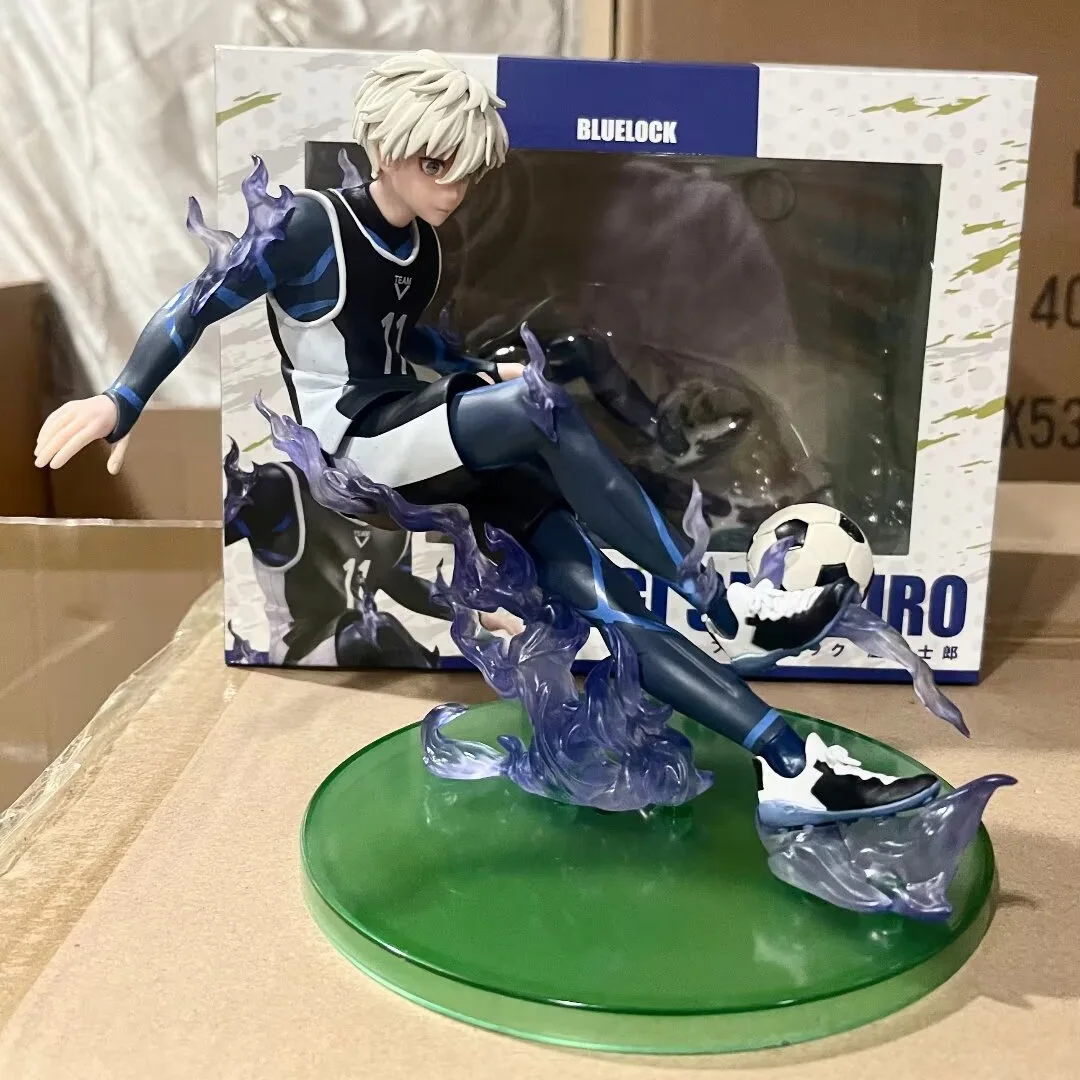 18cm Anime Bluelock Nagi Seishiro Character Football Action Figure Pvc Model Desktop Decoration Collection Toy Doll Child Gift