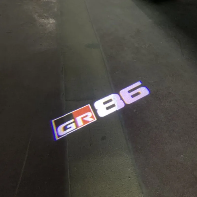 2 قطعة LED شعار باب السيارة الخفيفة لتويوتا غازو سباق AE86 GT86 مارك X Reiz GR الرياضة العارض شعار ملصق اكسسوارات