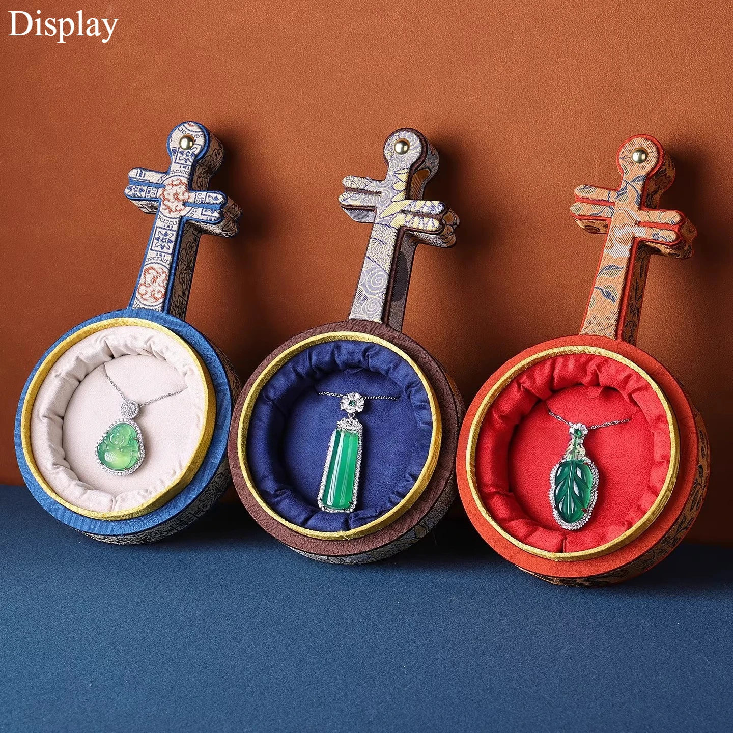 

Luxury Chinese Palace Jewelry Box, Elegant Antique Storage for Jade Pendant Necklace Earring, Velvet Lined Gift Case