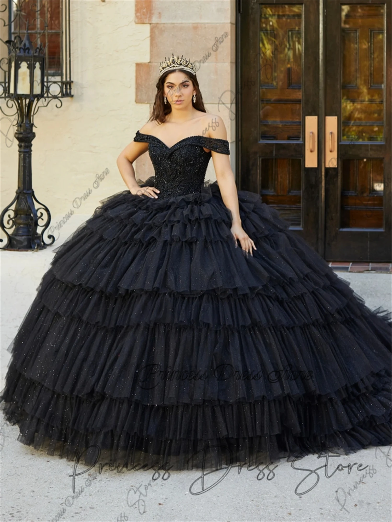 

Elegent Tulle Ball Gown Quinceanera Dress 2025 With Cape Beads Appliques Sweet 16 Dress Customized vestidos de quinceañera