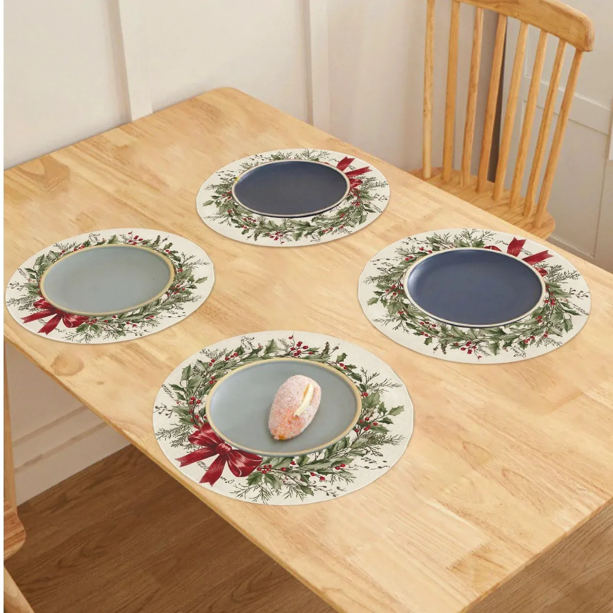 4pcs Vintage Christmas Placemats - Elegant Holiday Table Decor with Green Leaves, Red Berries & Bow Wreath - Non-Slip