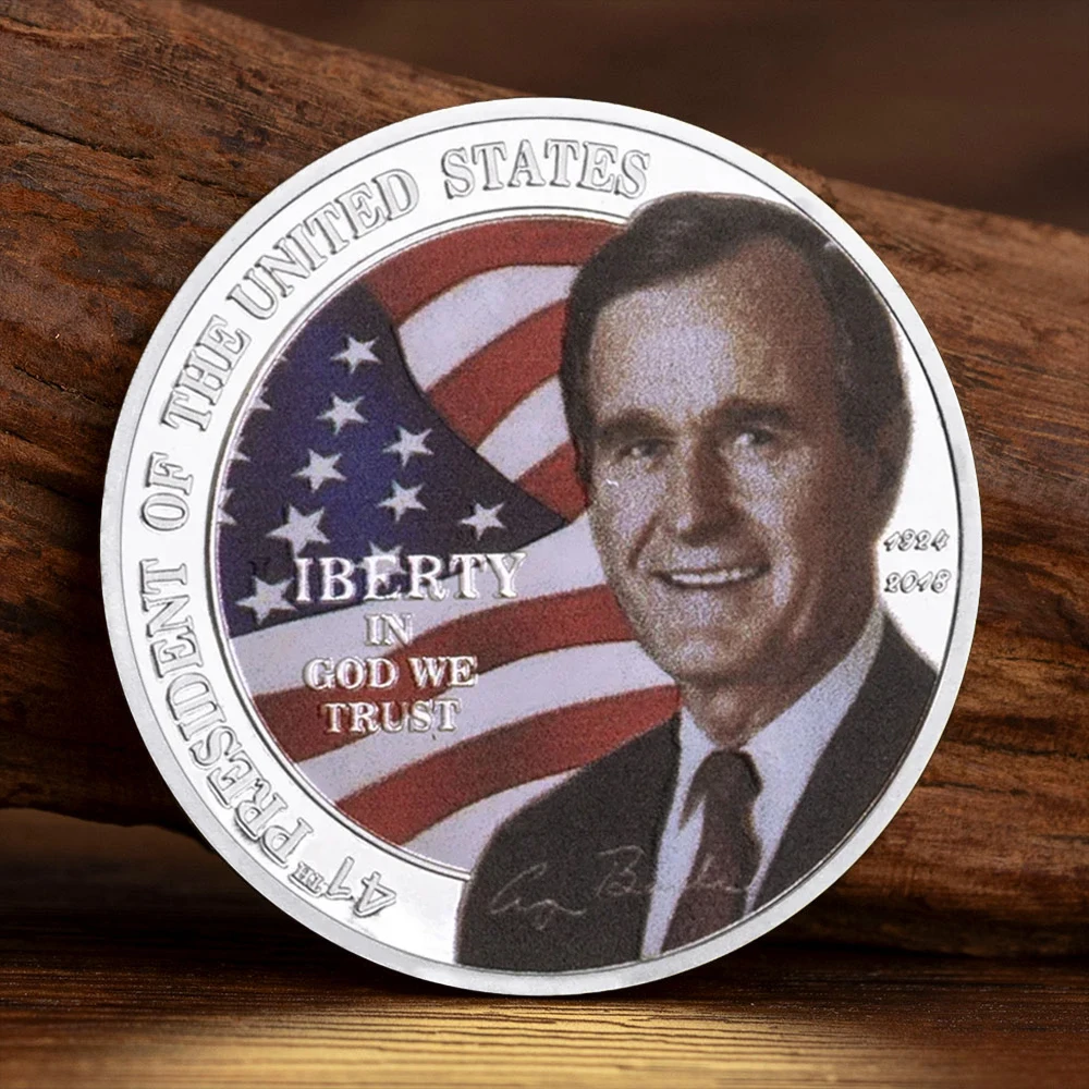 Сувенирная монета 41-го президента США. Посеребренная коллекционная монета Джорджа Герберта Уокер Буша.