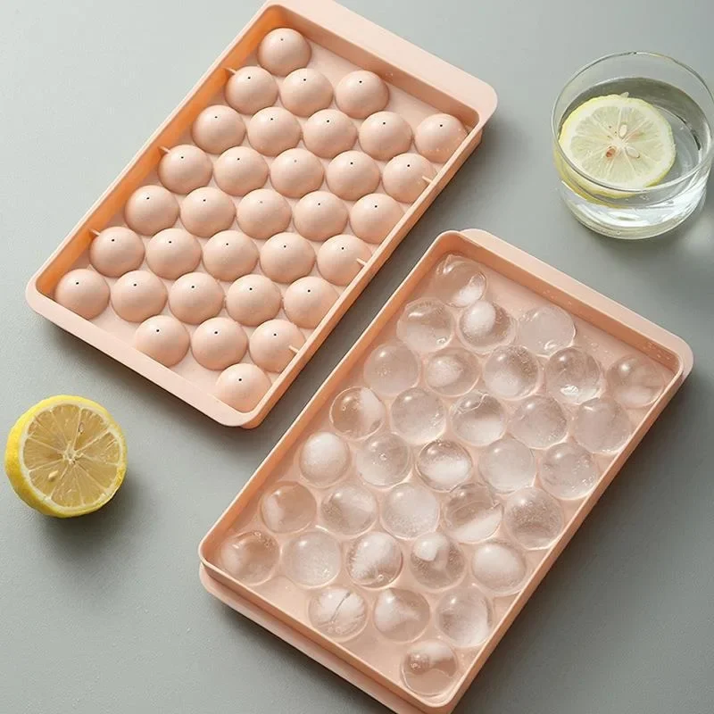 DIY Spherical Ice Cube Mold (33 Grids) - close-up view