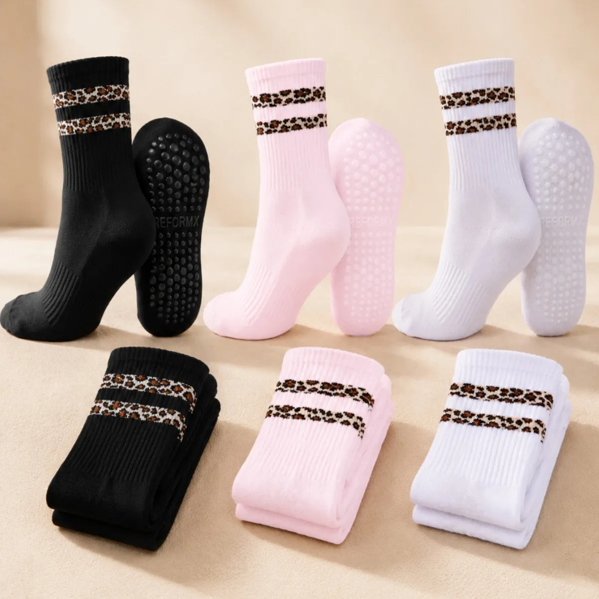 Spotted Leopard Print Women's Socks Fashion Mid-Tube Socks for Girls Novelty Animal Pattern Japanese Style Spring Summer