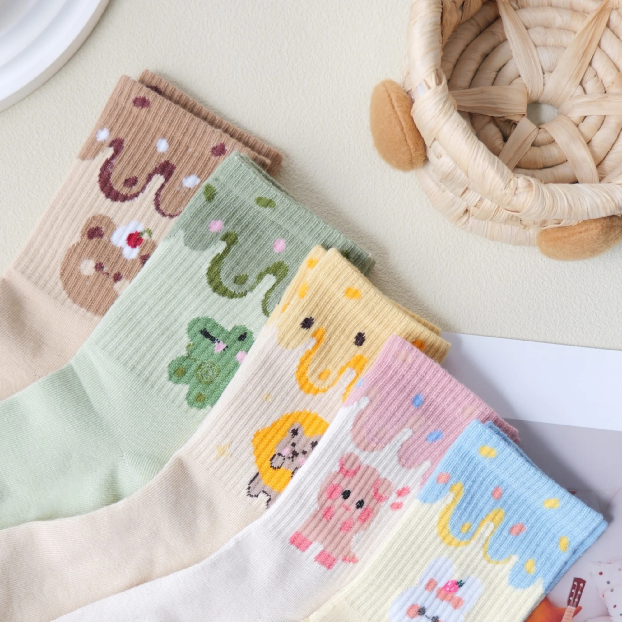 ** أزواج متعددة من الجوارب النسائية متعددة الألوان، تصميمات حيوانات لطيفة، طراز ياباني، مريح، مسامي