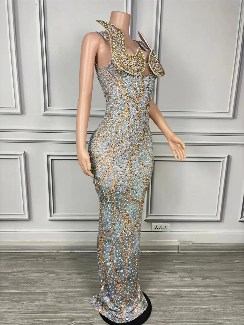 หรูหรา Rhinestone ชุด Slit Elegant Sheath Fishtail Sheath ชุดราตรีพรรคถ่ายภาพนักร้องชุดเวที