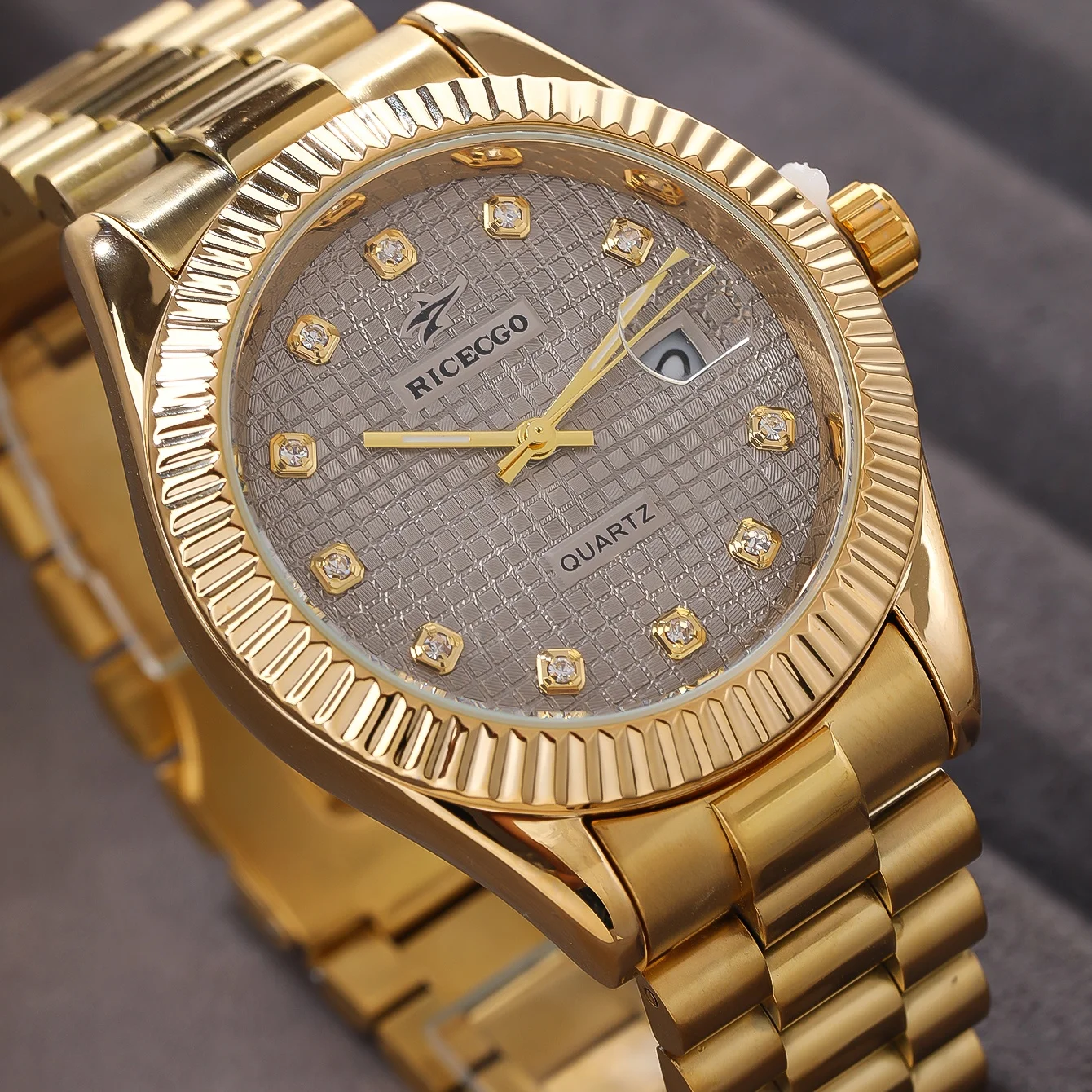 Fashion  Mens Sports Watches Stainless Steel Watchband Business Casual Plaid Quartz Wristwatch Calendar Clock Reloj Masculino