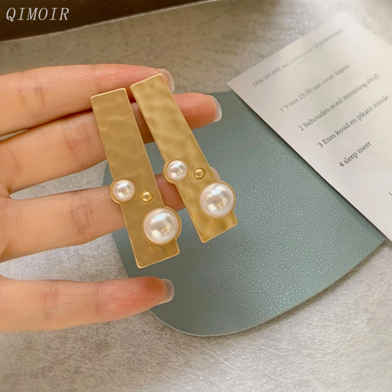 Hammered Metal Pearl Earrings For Women Post Drop Studs Geometric Fashion Jewelry Trendy New Styles Design Items Girl Gift C1124