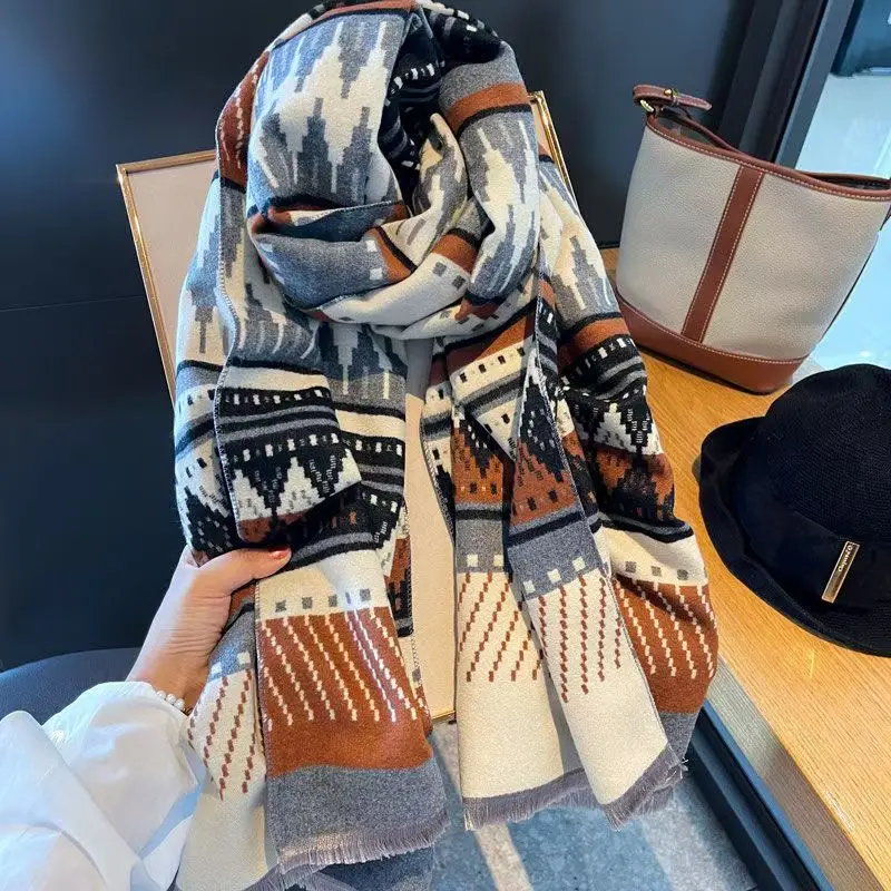 2024 Women's Double Sided Scarf In Imitation Of Cashmere Diamond Lattice Pattern Autumn Winter Thickened Warm Large Tippet