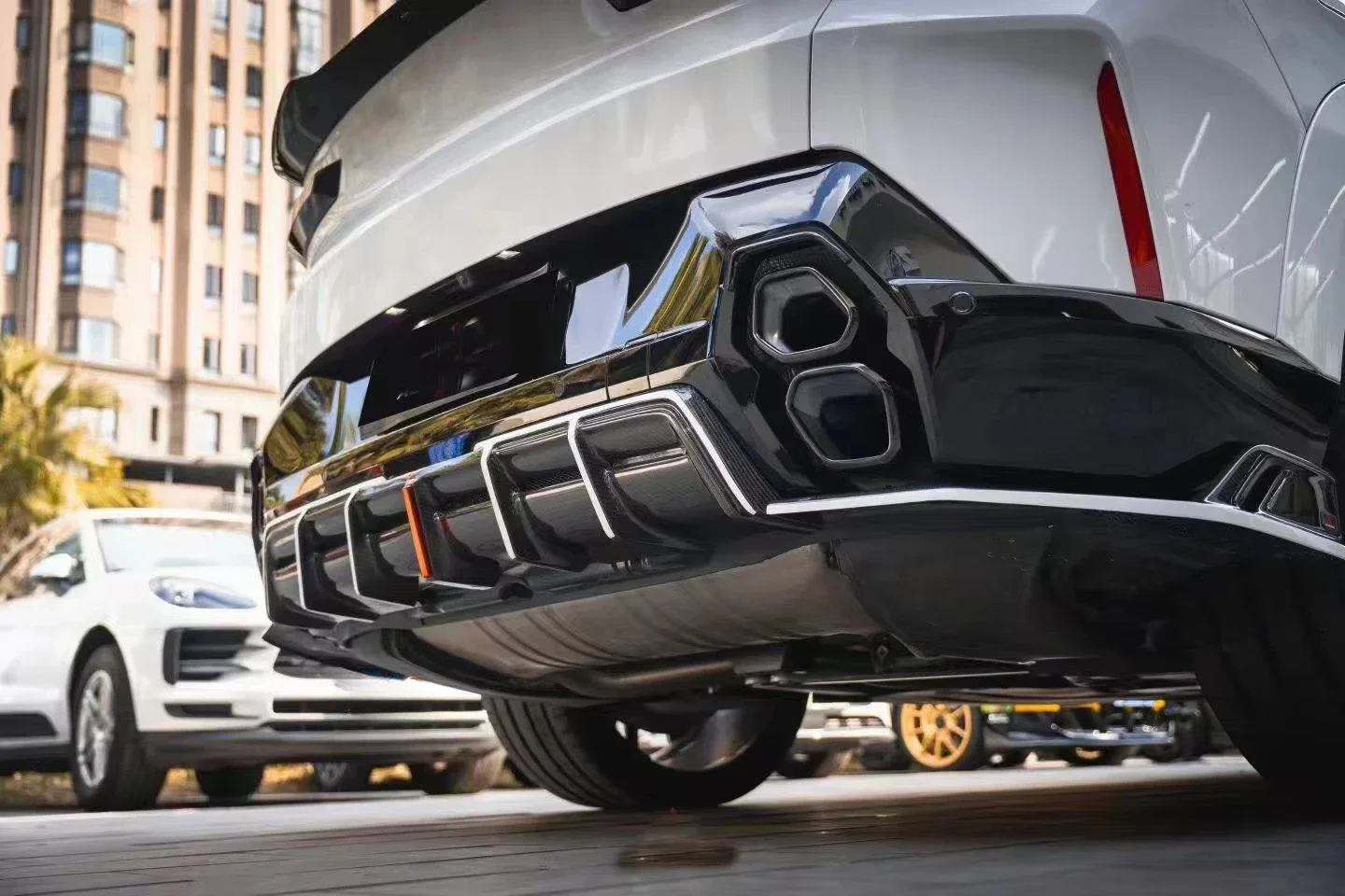 For XM AE Dry Carbon Fiber Rear Diffuser Rear Lip