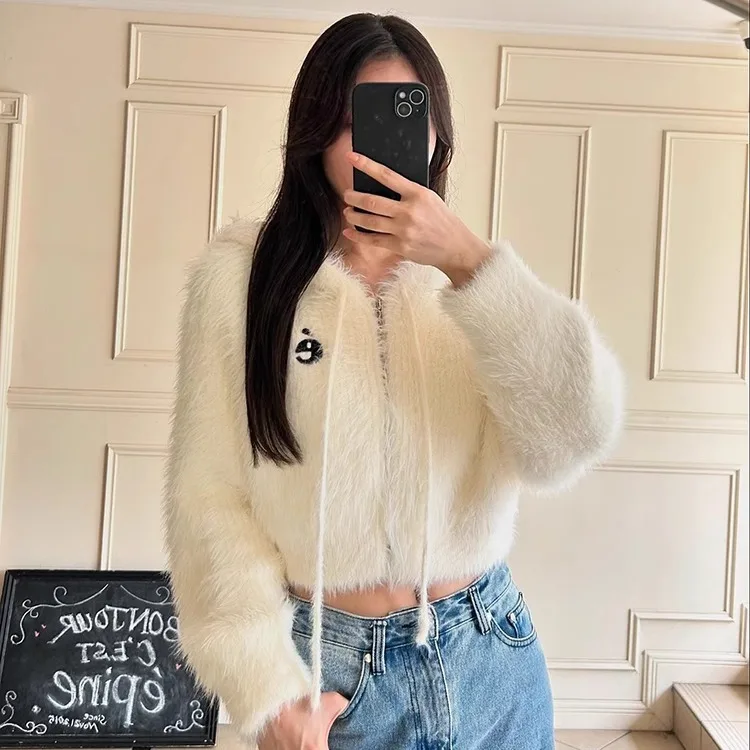 Japanese Style Fashion Sweet Plush Knitted Short Jacket 2025 New