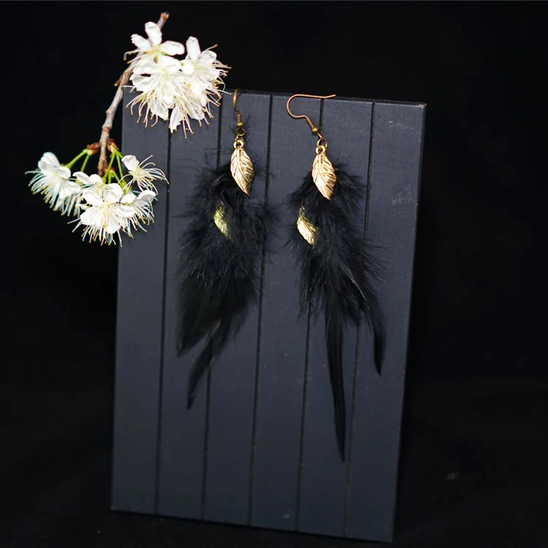 Vintage übertriebene lange unregelmäßige Feder ohrringe für Frauen Boho Gold Farbe Twist Leaf Ohrring Party Urlaub täglichen Schmuck – Detail 4