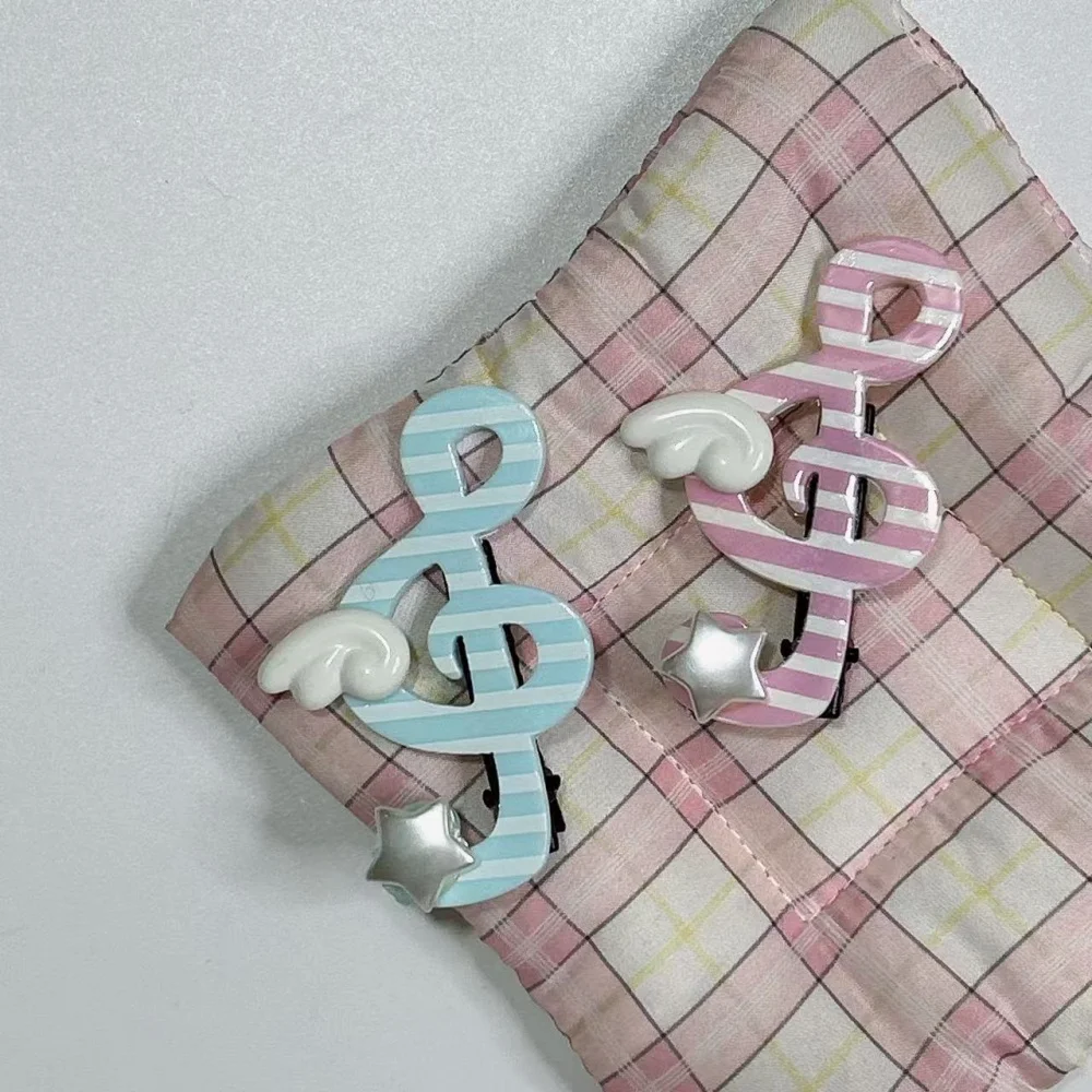 Thumbnail 2 - #86 Latest Trendy Hair Clips Offers