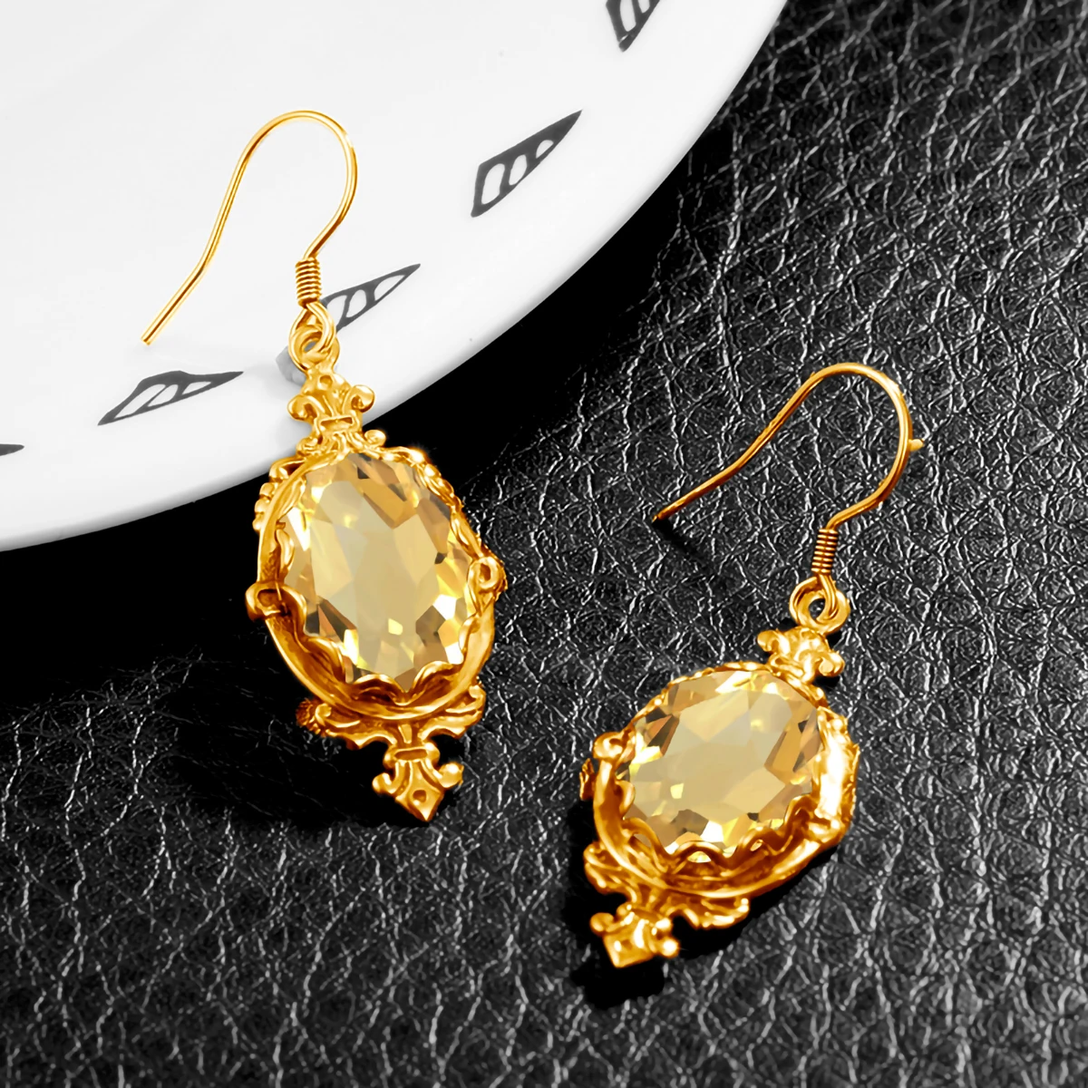 2025 Trend Lange Hängeohrringe mit Citrin in Gold für Damen 10*14mm 8ct Gelber Stein Marken-Luxus-Designer-Schmuck-Accessoires – Detail 4