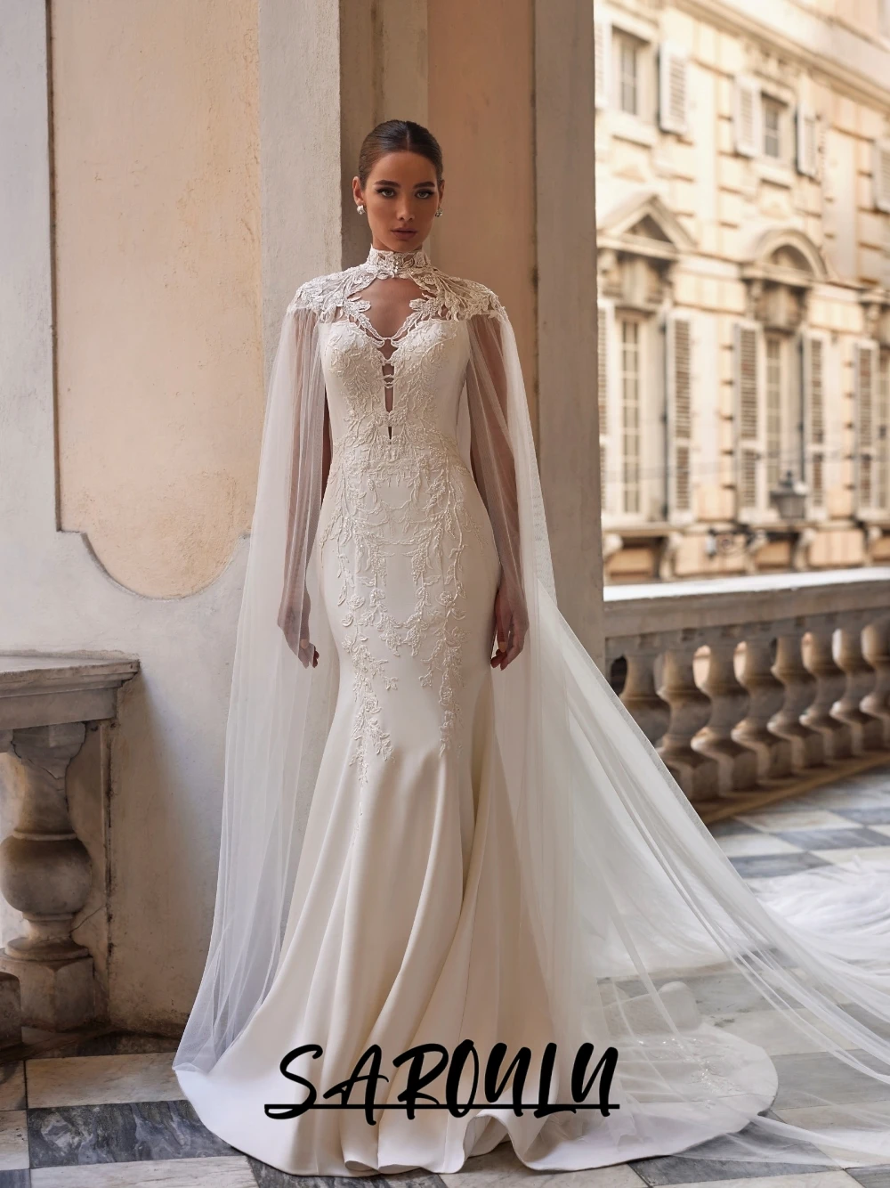 Vintage-Inspired Elegant Wedding Dress, Scalloped Lace Appliqué Mermaid Bridal Gown, Illusion Tulle Back Slim Fit Formal Wear
