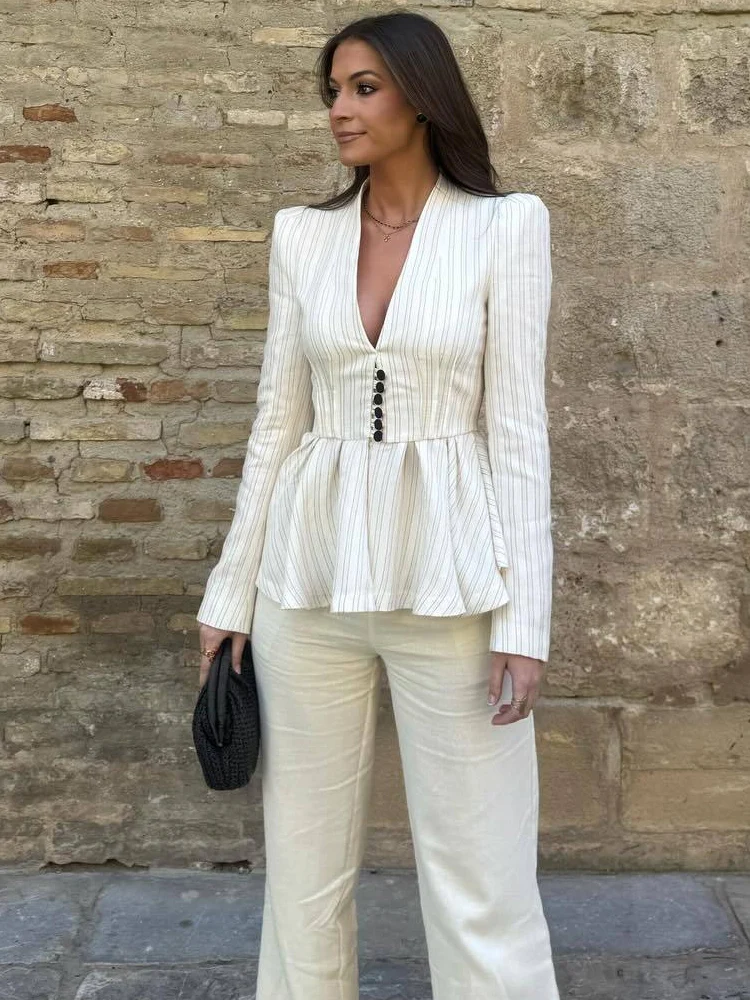 HH Woman Single Breasted V-Neck Casual Commuting Jacket 2026 Women New Fashion Long Sleeve Striped Short Skirt Style Hem Blazer