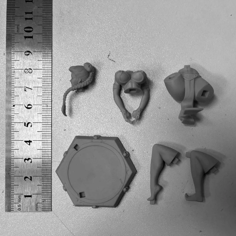 

1/24 Scale Resin Figure Model Kit Cute Long Hair Girl Hobby Diorama Miniature Statue Unassembled and Unpainted Garage kit