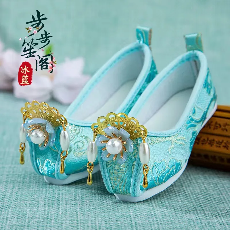 

Delicacy 1/3 BJD shoes 60cm doll ancient costume style embroidered cloth shoes free shipping