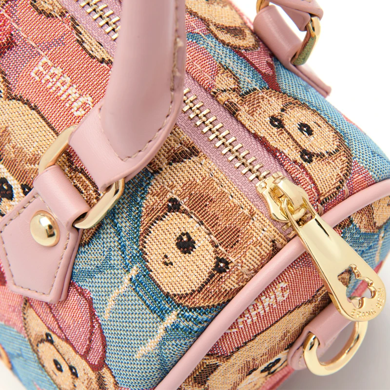 

Bear fection 2025 Spring Summer New Women's Bag Single oulder Slant Cross Boston Handbag Pillow Bag Trendy