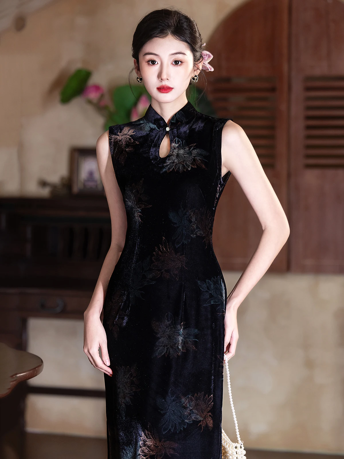 

Женский традиционный китайский костюм Young Sle с воротником-каплей из черного бархата для повседневной носки весной и летом