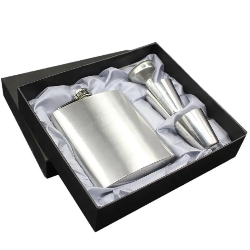 طقم قارورة الفخذ المستطيلية من الفولاذ ، قضيب إبريق الجيب الروسي ، أكواب القمع ، زجاجة ويسكي