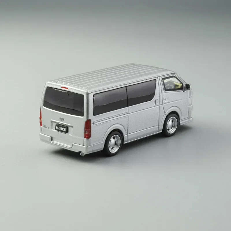 Modelo de coche de aleación MPV Hiace 1:64, juguete de Metal fundido a presión, Mini vehículo, modelo de simulación, escala en miniatura, regalos para niños, decoración