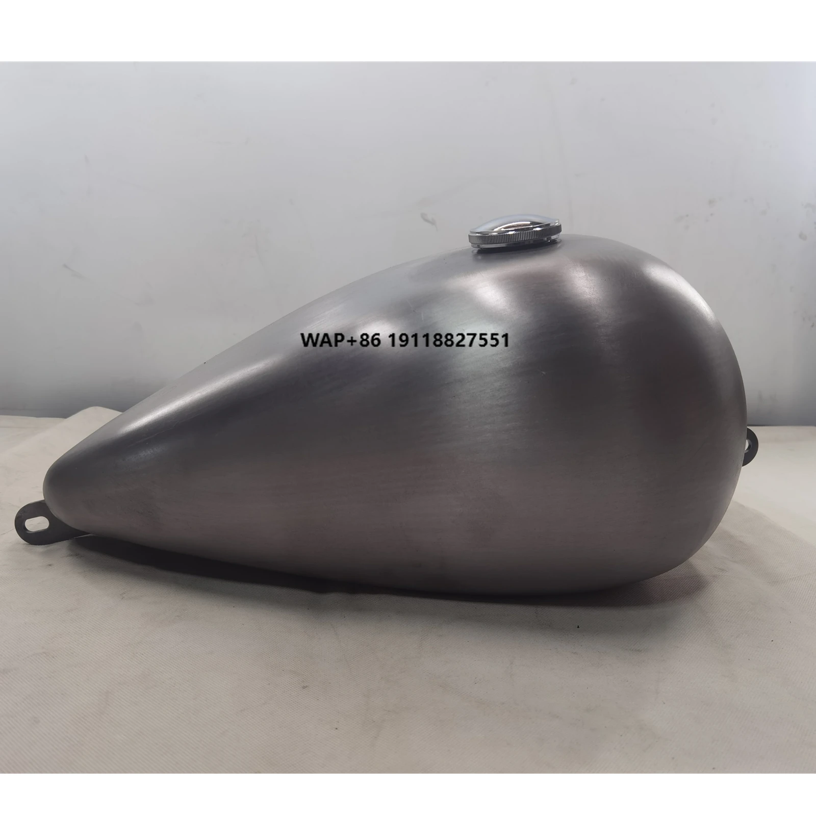 

24L Petrol Fuel Tank forSoftail Street Fighter M8 After 2018 Models