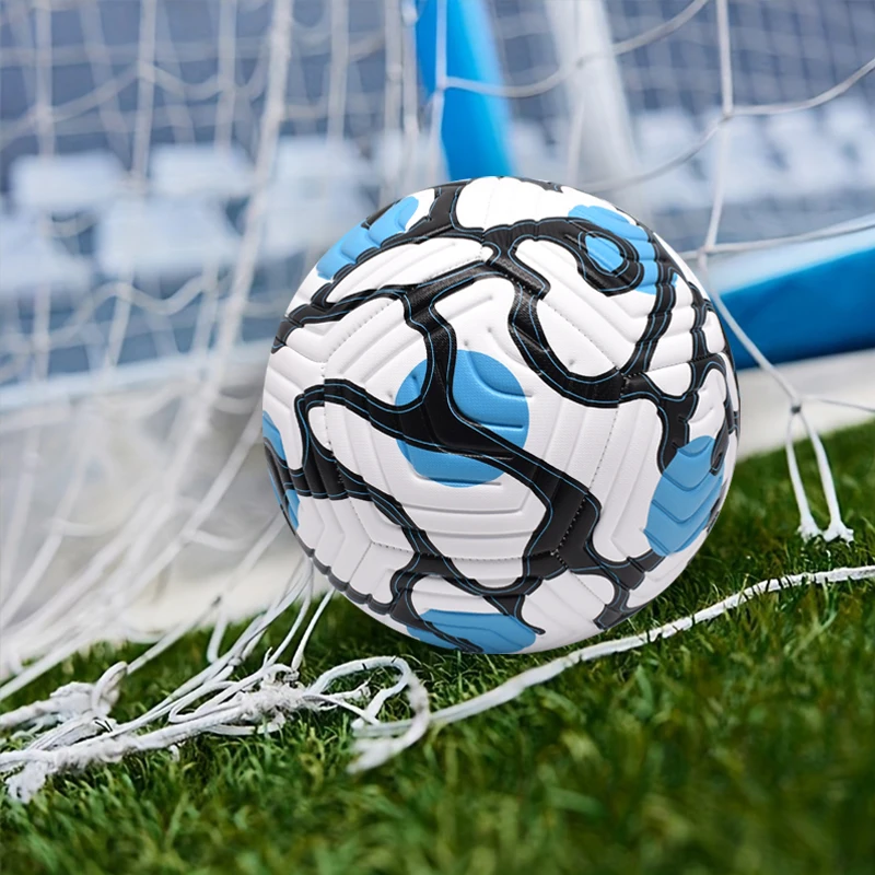 

High-Quality No. 5 Soccer Ball , Durable Artificial Leather, Non-Slip, Machine Stitched for Indoor/Outdoor Training & Competitio