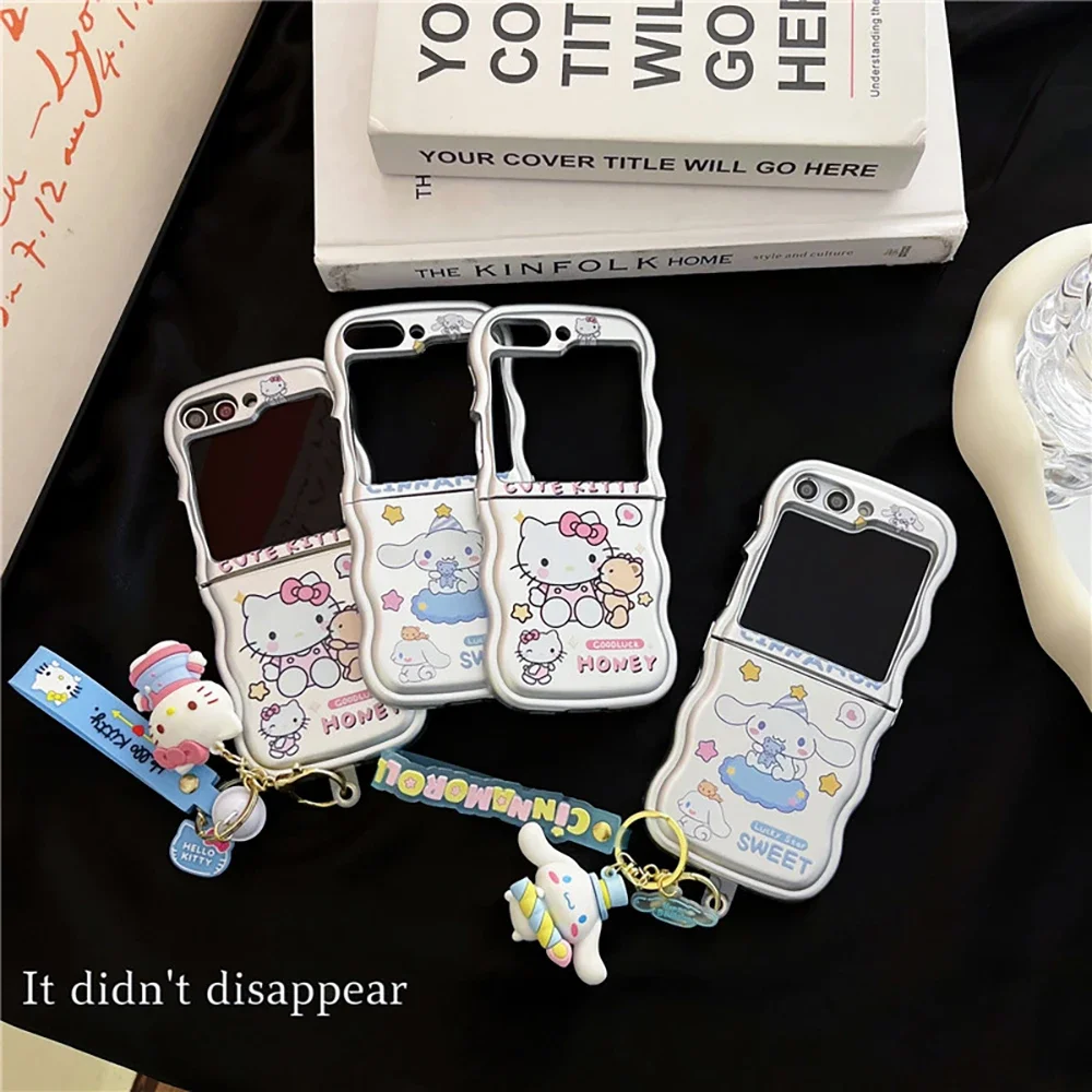 

Cartoon Cinnamoroll with Lanyard Skin Scrub Phone Case for Samsung Galaxy Z Flip 3 4 Z Flip 5 6 5G PC Hard Anti-drop Back Cover