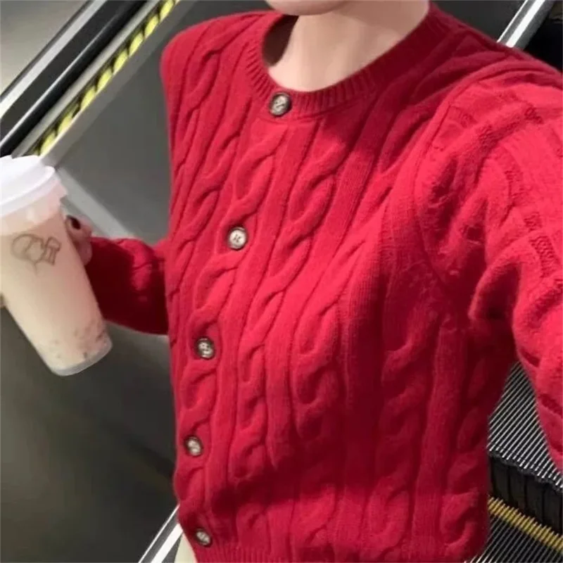 Women's Red Twisted Knit Sweater Cardigan Korean Fashion Sweater Autumn Winter Cotton Knitted Cardigan Soft Breathable Top