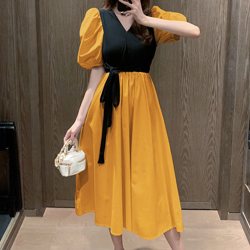 2022 summer new self-cultivation temperament a-line long skirt French v-neck color matching puff sleeve dress women